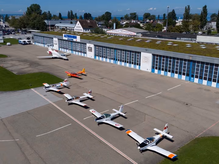 Bild 7 vom  FlyIn in LSZR